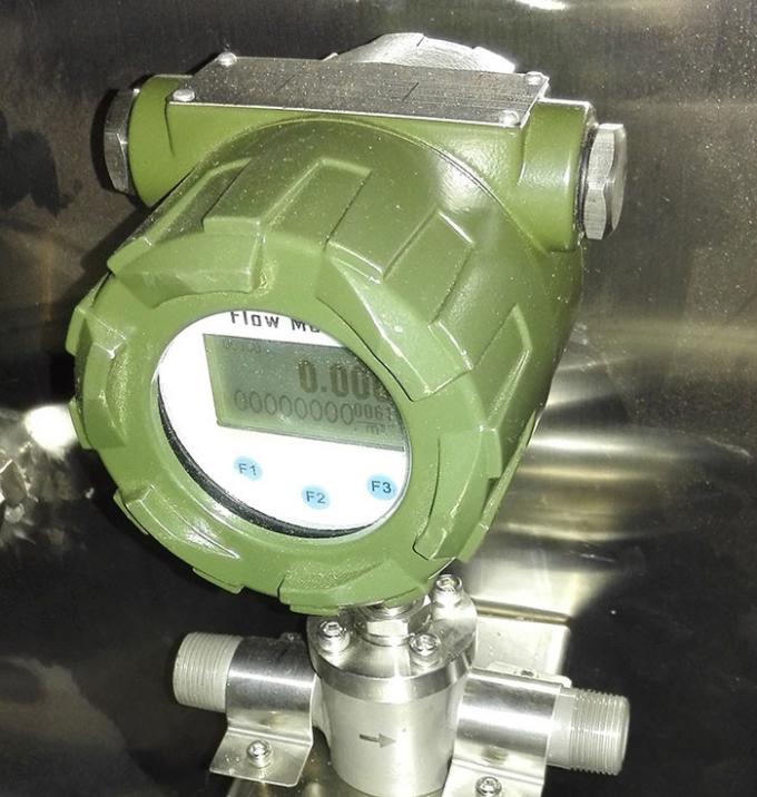 O equipamento de testes do ingresso da água de IPX9 IPX9K/alta pressão e a temperatura 80±5°C molham a câmara jorrando do teste 3